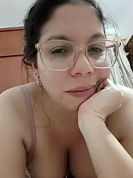 Carliina Soussa online show from 07.16.26