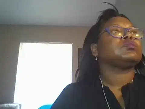 Snapshot of Needmehard chatting on 12.08.24 Needmehard online show from 12.08.24