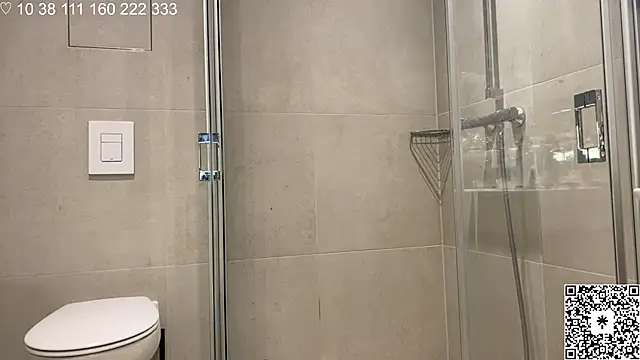 Snapshot of curlyboyy_ chatting on 02.04.26 curlyboyy online show from 02.04.26