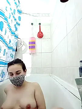 Snapshot of MikaKors chatting on 12.02.24 MikaKors online show from 12.02.24