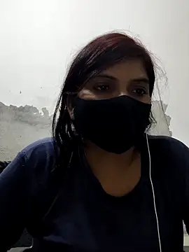 illay love online show from 10.22.25