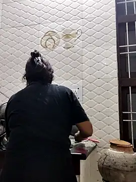 illay love online show from 11.22.25