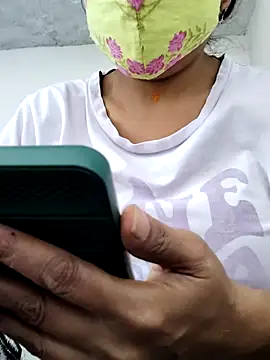 illay love online show from 04.27.26
