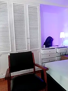 Adel Nesbiit online show from 02.19.26