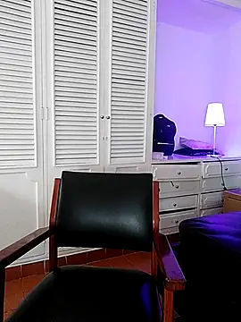 Adel Nesbiit online show from 03.13.26