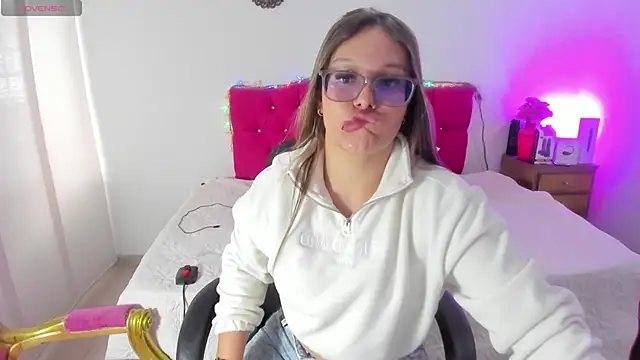 SofiaJoness  online show from 03.14.25