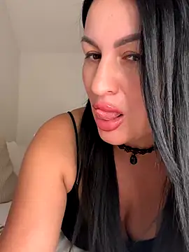 Helena7077 online show from 10.23.25