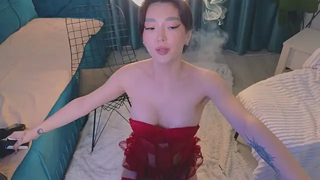 Snapshot of AudreyMell chatting on 02.07.25 AudreyMell online show from 02.07.25