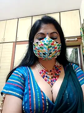 Snapshot of Ratna-777 chatting on 01.18.25 Ratna-777 online show from 01.18.25