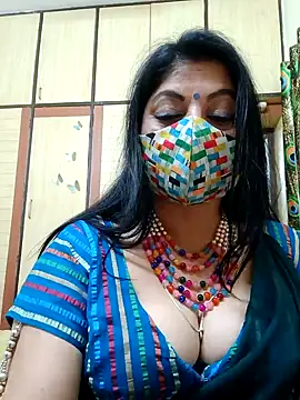 Snapshot of Ratna-777 chatting on 01.18.25 Ratna-777 online show from 01.18.25