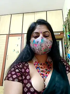 Snapshot of Ratna-777 chatting on 01.19.25 Ratna-777 online show from 01.19.25