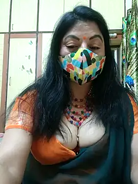 Snapshot of Ratna-777 chatting on 01.28.25 Ratna-777 online show from 01.28.25