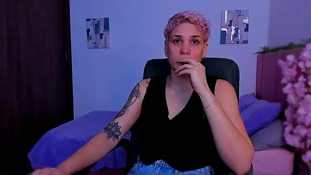 Charlee pink online show from 12.17.25