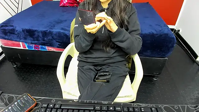 Snapshot of Abrillee1 chatting on 01.09.25 Abrillee1 online show from 01.09.25