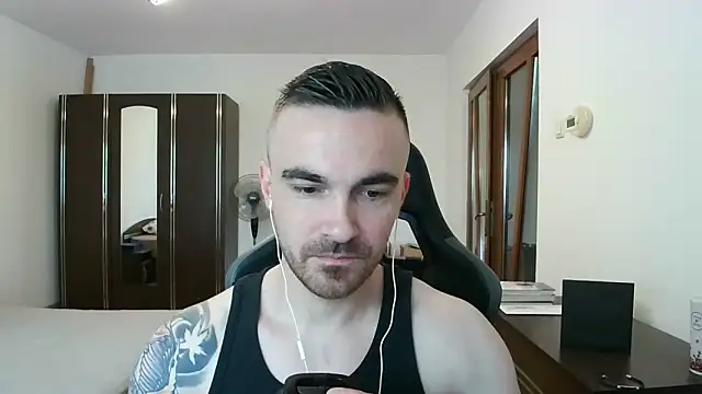 mu5clemania2 online show from 12.21.25