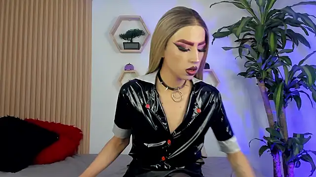 BrianaSchafer online show from 11.04.25