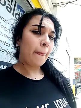 Snapshot of brianaGuzman chatting on 09.19.25 brianaGuzman online show from 09.19.25