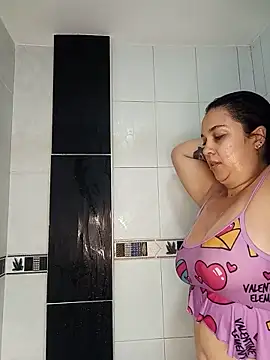 brianaGuzman online show from 05.25.26