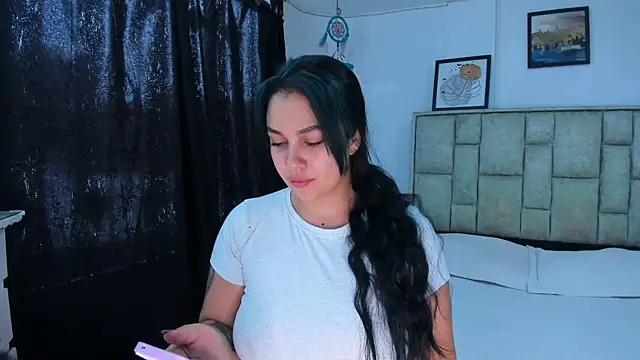 brianaGuzman online show from 05.30.26