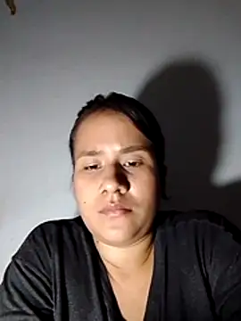 Snapshot of sol_miluna chatting on 06.25.26 sol miluna online show from 06.25.26