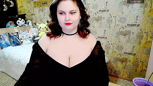 Snapshot of WhisperInTheDarkk chatting on 02.05.25 WhisperInTheDarkk online show from 02.05.25