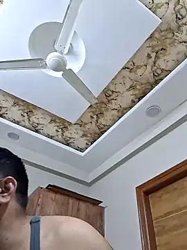 Snapshot of aaliya_bhattt chatting on 11.21.25 aaliya bhattt online show from 11.21.25