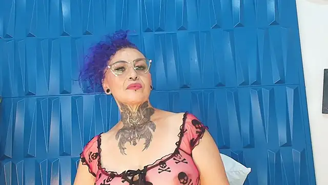 Snapshot of SandyyRose chatting on 01.03.25 SandyyRose online show from 01.03.25