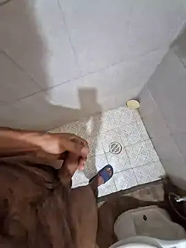 Snapshot of Piter1022 chatting on 03.14.25 Piter1022 online show from 03.14.25