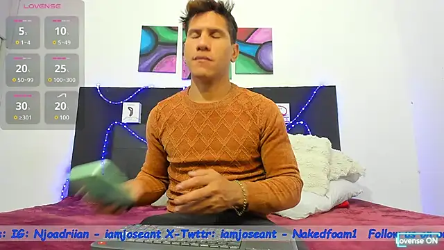 nakedfoam1 online show from 01.10.25