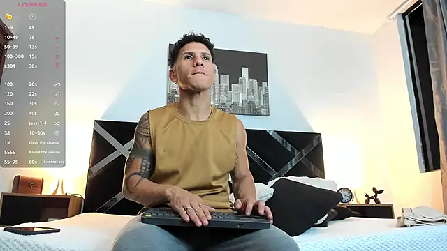 nakedfoam1 online show from 06.08.26