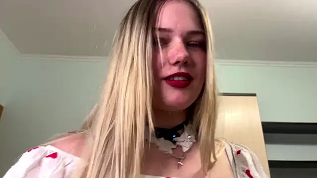 Snapshot of SteffaLains chatting on 06.30.26 SteffaLains online show from 06.30.26