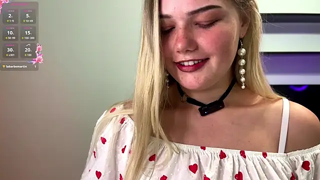 Snapshot of SteffaLains chatting on 07.23.26 SteffaLains online show from 07.23.26