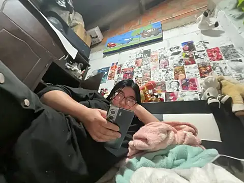 dafne19  online show from 03.13.26