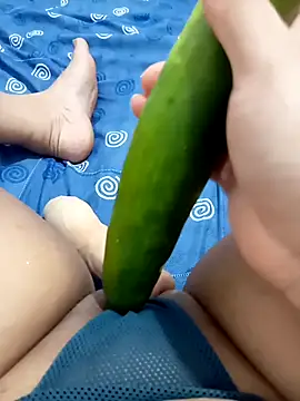 ambarlennoix online show from 10.30.25