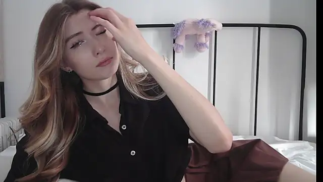 ErikaShyy online show from 07.08.26
