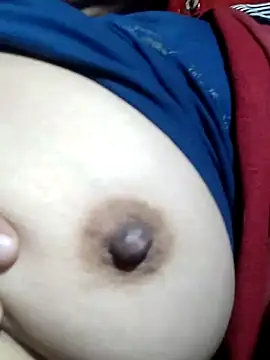 Snapshot of Natasha-In69 chatting on 01.01.25 Natasha-In69 online show from 01.01.25