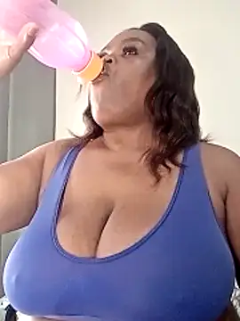 hugemelonsxxx online show from 05.25.26