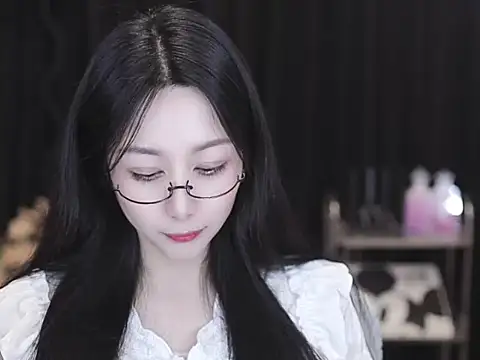 Nuyoah-77 online show from 02.24.26