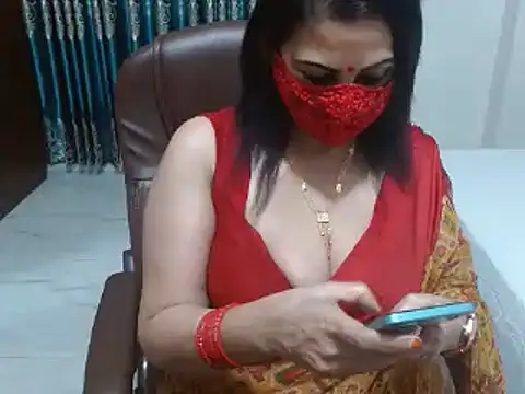 Snapshot of desi_mera chatting on 03.05.25 desi mera online show from 03.05.25