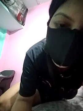 Hotty-Divya online show from 04.17.26