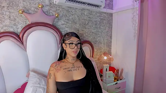 Mia Jansen online show from 04.22.26