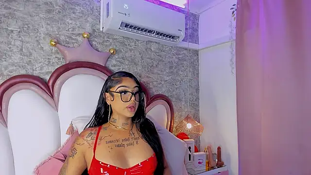 Mia Jansen online show from 04.28.26