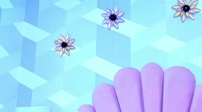 KylieMonnett online show from 03.07.25