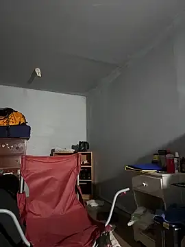 SluttyLyfe4L online show from 05.14.26