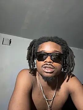 SluttyLyfe4L online show from 05.17.26