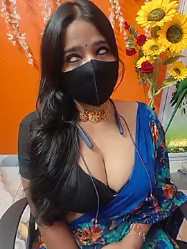 Snapshot of Sony-Model chatting on 05.17.26 Sony-Model online show from 05.17.26