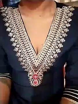 Snapshot of Sweetlovve@xh chatting on 02.12.25 Sweetlovvexh online show from 02.12.25