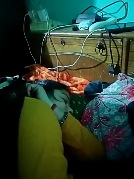 Snapshot of Lustyful_Couple chatting on 01.04.25 Lustyful Couple online show from 01.04.25