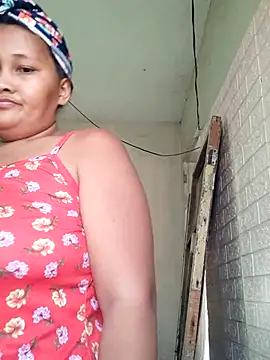 Sweetchuby1995 online show from 04.24.26