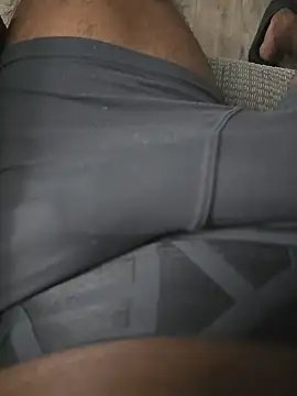 Snapshot of Keshuloveyou chatting on 12.29.24 Keshuloveyou online show from 12.29.24